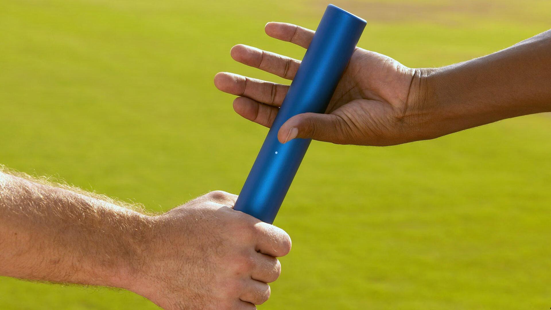 拉姆塞深情赞誉热苏斯，状态回归之路镌刻不懈奋斗，才华闪耀绿茵场