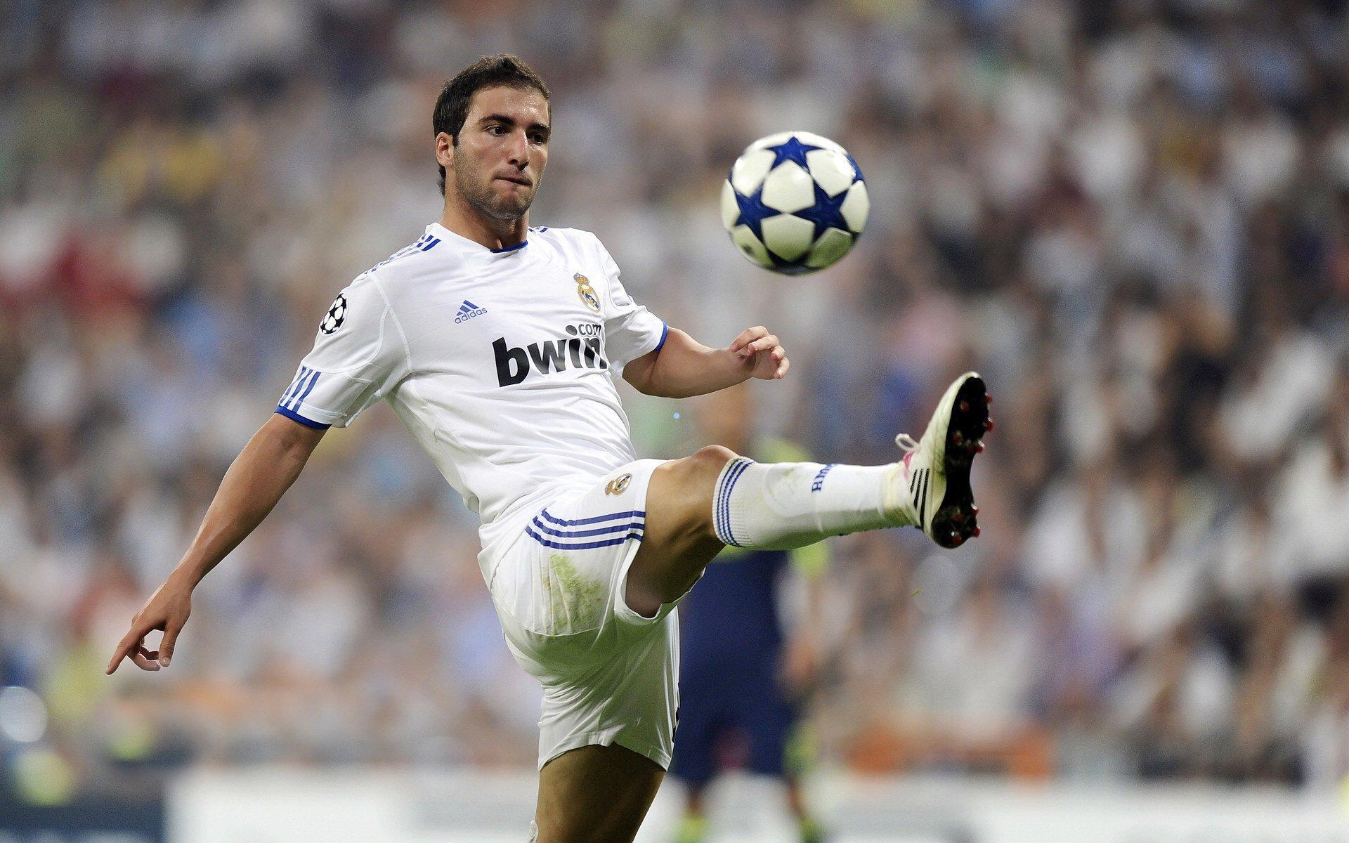 深度剖析，姆巴佩皇马征程中的冠军憾事—19项桂冠擦肩而过的背后