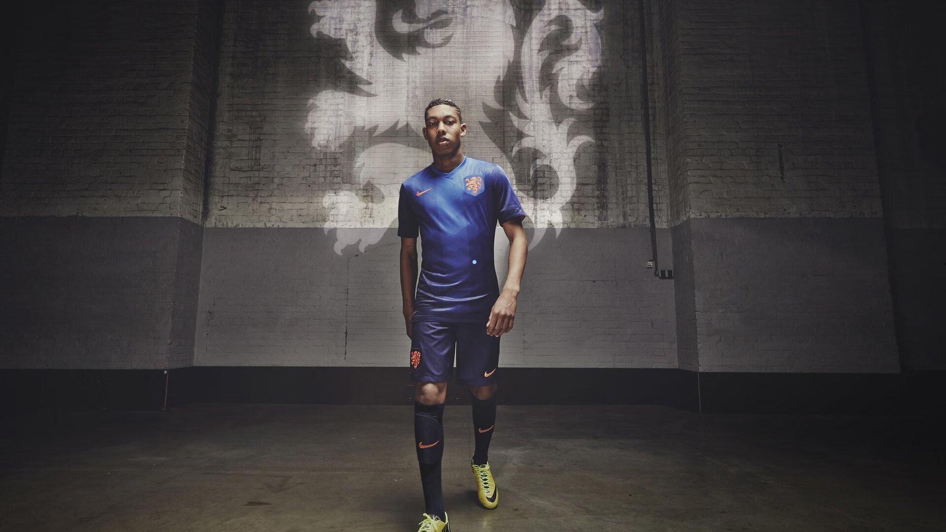 邮报:澳大利亚女足前锋克尔将和自己的女足伴侣举行婚礼